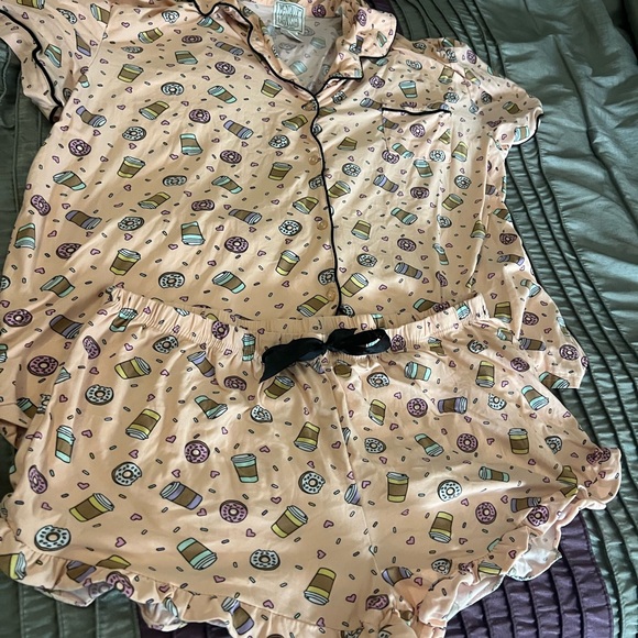 Cute Peach Pajama Set with Coffee and Donut Design -Womens 2X - Picture 1 of 9